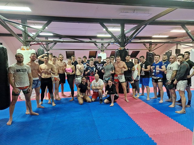 Csoportkép a thai box edzés után - Pefect Fight Club
